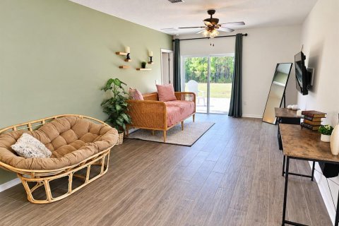 House in Daytona Beach, Florida 3 bedrooms, 134.15 sq.m. № 2391334 - photo 12