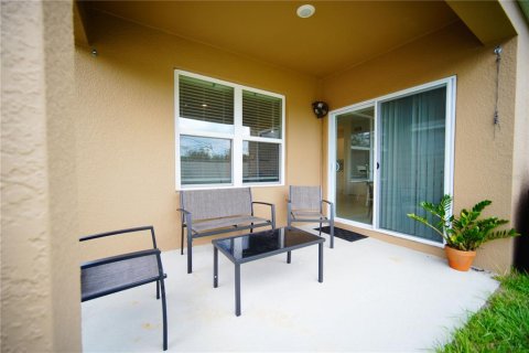 House in Haines City, Florida 3 bedrooms, 155.33 sq.m. № 1850925 - photo 18