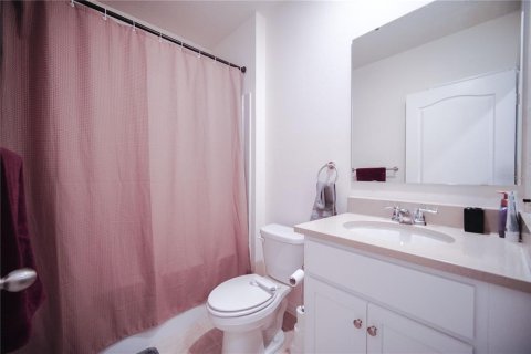 House in Haines City, Florida 3 bedrooms, 155.33 sq.m. № 1850925 - photo 13