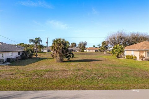 Terreno en venta en Punta Gorda, Florida № 2213015 - foto 4