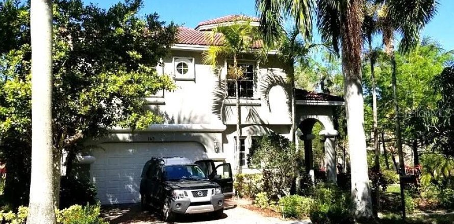 Casa en Plantation, Florida 5 dormitorios, 266.44 m2 № 1786691