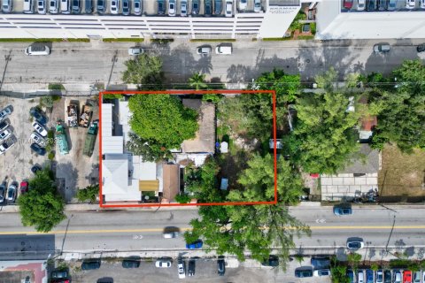 Immobilier commercial à vendre à Miami, Floride № 2297379 - photo 7