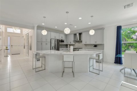 House in Port St. Lucie, Florida 4 bedrooms, 219.06 sq.m. № 1794709 - photo 10