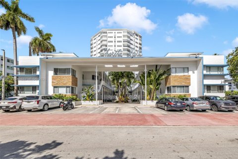Copropriété à vendre à Miami Beach, Floride: 1 chambre, 47.01 m2 № 2319705 - photo 14