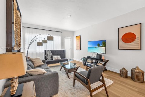 Copropriété à vendre à Miami Beach, Floride: 1 chambre, 47.01 m2 № 2319705 - photo 2