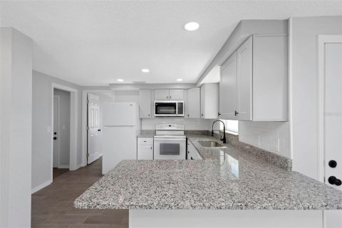 Villa ou maison à vendre à Hudson, Floride: 2 chambres, 95.13 m2 № 1870471 - photo 18