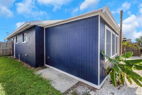 Villa ou maison à vendre à Hudson, Floride: 2 chambres, 95.13 m2 № 1870471 - photo 10