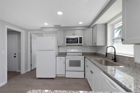 Villa ou maison à vendre à Hudson, Floride: 2 chambres, 95.13 m2 № 1870471 - photo 19