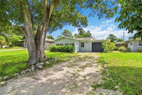 House in Sarasota, Florida 2 bedrooms, 91.51 sq.m. № 2325147