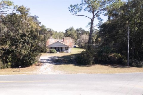 Casa en venta en Silver Springs Shores, Florida, 3 dormitorios, 151.24 m2 № 2206350 - foto 5