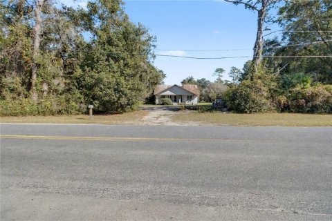 Casa en venta en Silver Springs Shores, Florida, 3 dormitorios, 151.24 m2 № 2206350 - foto 12