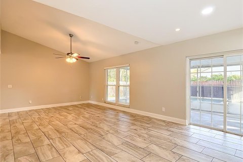 Casa en venta en Valrico, Florida, 4 dormitorios, 138.98 m2 № 2224928 - foto 11