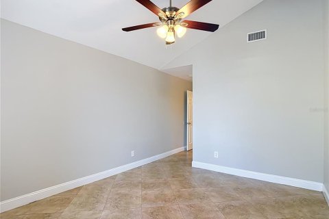 Casa en venta en Valrico, Florida, 4 dormitorios, 138.98 m2 № 2224928 - foto 20