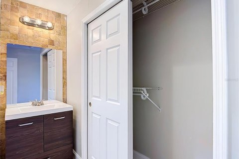 Casa en venta en Valrico, Florida, 4 dormitorios, 138.98 m2 № 2224928 - foto 25