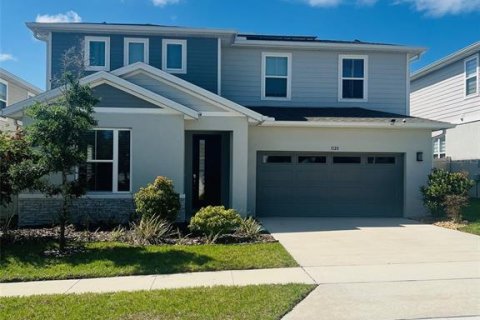 House in Davenport, Florida 5 bedrooms, 288.55 sq.m. № 2227962