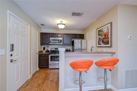 Copropriété à louer à Saint Petersburg, Floride: 1 chambre, 57.23 m2 № 2211859 - photo 5