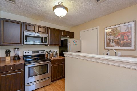 Copropriété à louer à Saint Petersburg, Floride: 1 chambre, 57.23 m2 № 2211859 - photo 6