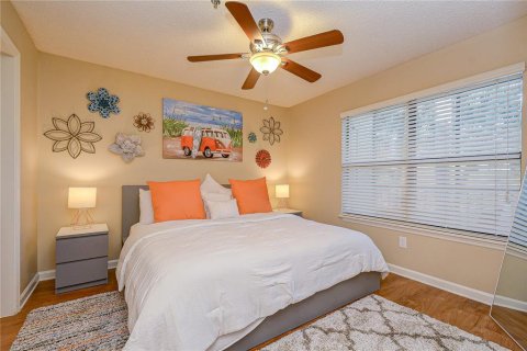 Copropriété à louer à Saint Petersburg, Floride: 1 chambre, 57.23 m2 № 2211859 - photo 16