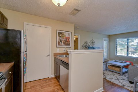 Copropriété à louer à Saint Petersburg, Floride: 1 chambre, 57.23 m2 № 2211859 - photo 8