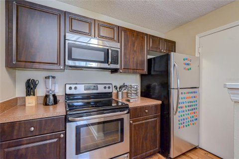 Copropriété à louer à Saint Petersburg, Floride: 1 chambre, 57.23 m2 № 2211859 - photo 9