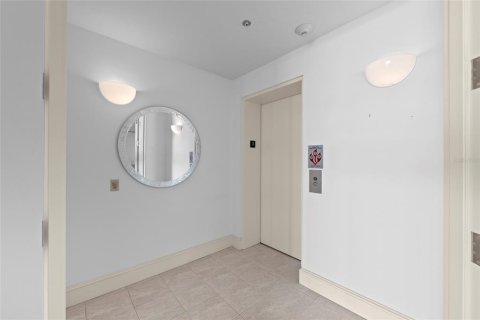 Condo in Longboat Key, Florida, 3 bedrooms  № 2222259 - photo 6