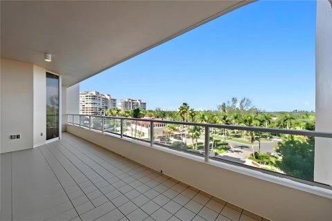 Condo in Longboat Key, Florida, 3 bedrooms  № 2222259 - photo 25