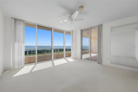 Condo in Longboat Key, Florida, 3 bedrooms  № 2222259 - photo 29