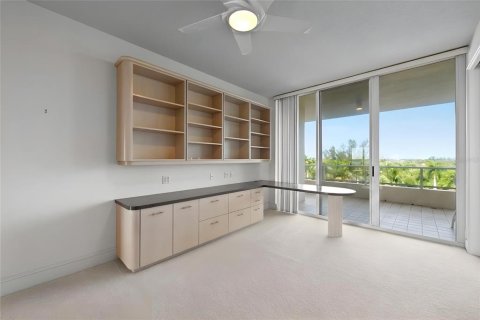 Condo in Longboat Key, Florida, 3 bedrooms  № 2222259 - photo 27