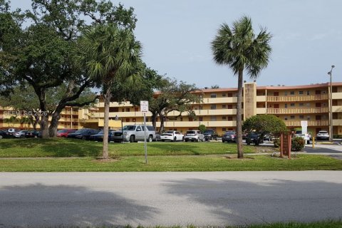Condo à Miami, Floride, 2 chambres № 2089971