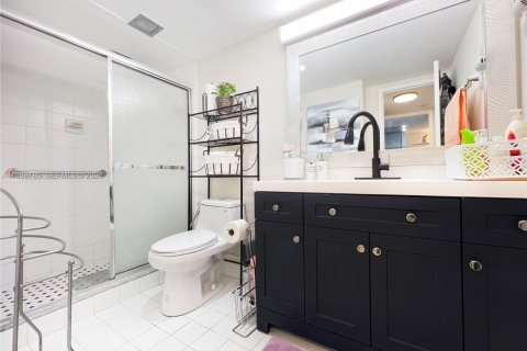 Condominio en venta en Aventura, Florida, 1 dormitorio, 99.03 m2 № 1997068 - foto 14