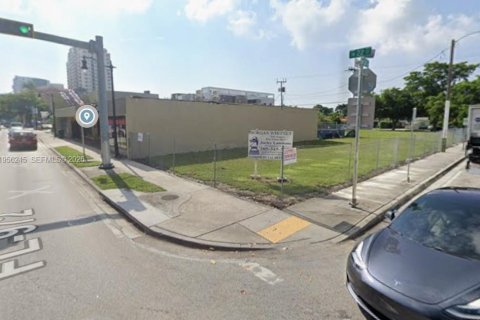 Immobilier commercial à Miami, Floride № 2153455