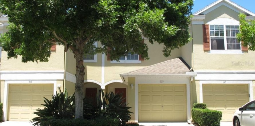 Adosado en Orlando, Florida 2 dormitorios, 143.63 m2 № 1912362