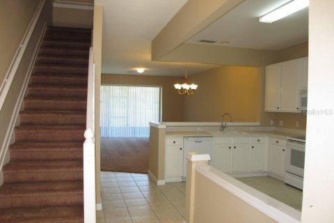 Adosado en alquiler en Orlando, Florida, 2 dormitorios, 143.63 m2 № 1912362 - foto 2