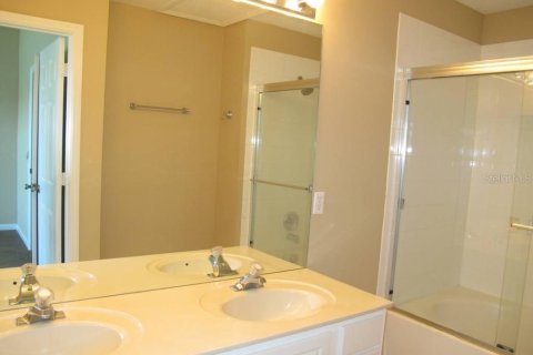 Adosado en alquiler en Orlando, Florida, 2 dormitorios, 143.63 m2 № 1912362 - foto 14