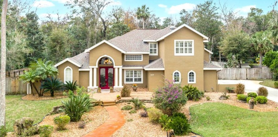 House in Ormond Beach, Florida 4 bedrooms, 265.79 sq.m. № 1740804