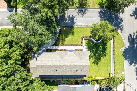 House in Winter Park, Florida 3 bedrooms, 208.29 sq.m. № 1865942 - photo 4