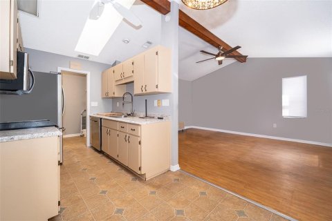 Touwnhouse à vendre à Leesburg, Floride: 2 chambres, 112.23 m2 № 1578816 - photo 8
