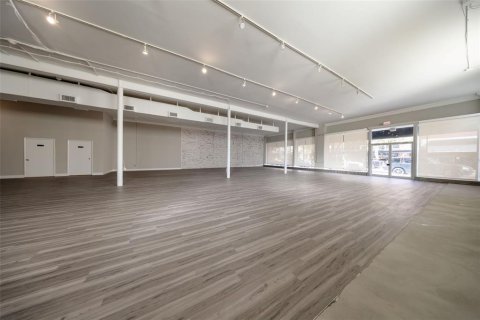 Immobilier commercial à vendre à Sanford, Floride: 742.01 m2 № 2384368 - photo 14