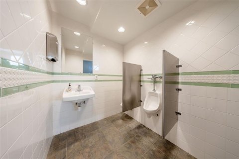 Immobilier commercial à vendre à Sanford, Floride: 742.01 m2 № 2384368 - photo 18