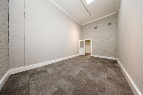 Immobilier commercial à vendre à Sanford, Floride: 742.01 m2 № 2384368 - photo 30