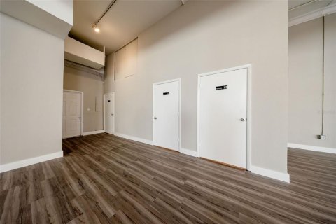 Immobilier commercial à vendre à Sanford, Floride: 742.01 m2 № 2384368 - photo 16