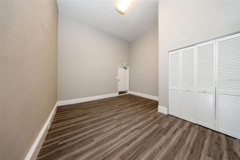 Immobilier commercial à vendre à Sanford, Floride: 742.01 m2 № 2384368 - photo 24