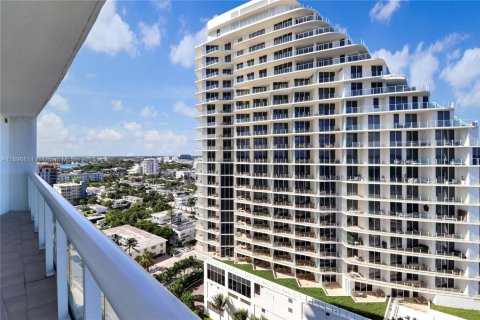 Hotel in Fort Lauderdale, Florida 1 bedroom, 95.5 sq.m. № 2154442 - photo 18