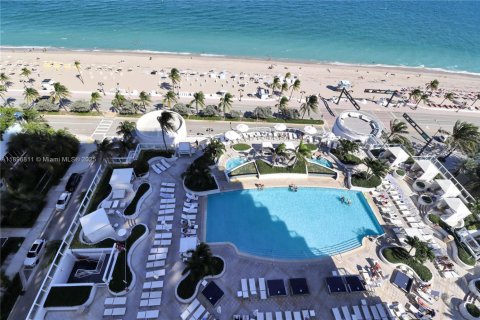 Hotel in Fort Lauderdale, Florida 1 bedroom, 95.5 sq.m. № 2154442 - photo 22