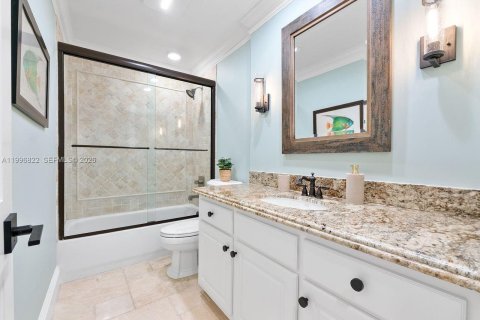 Villa ou maison à vendre à Lighthouse Point, Floride: 5 chambres, 383.41 m2 № 2064811 - photo 15