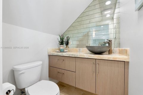 Villa ou maison à vendre à Lighthouse Point, Floride: 5 chambres, 383.41 m2 № 2064811 - photo 17