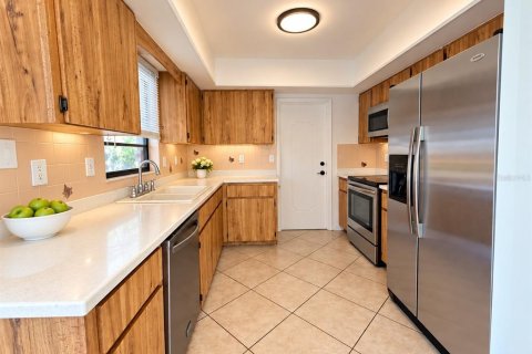Villa ou maison à vendre à Sarasota, Floride: 2 chambres, 89.93 m2 № 2406779 - photo 8