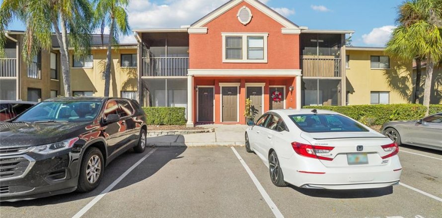 Condominio en Tampa, Florida, 1 dormitorio  № 1621022