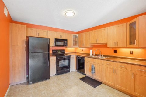 Condominio en venta en Tampa, Florida, 1 dormitorio, 79.52 m2 № 1621022 - foto 8