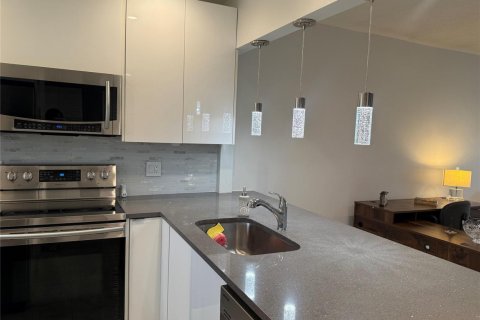 Купить кондоминиум в Бока-Ратон, Флорида 1 комната, 78.97м2, № 2085448 - фото 3